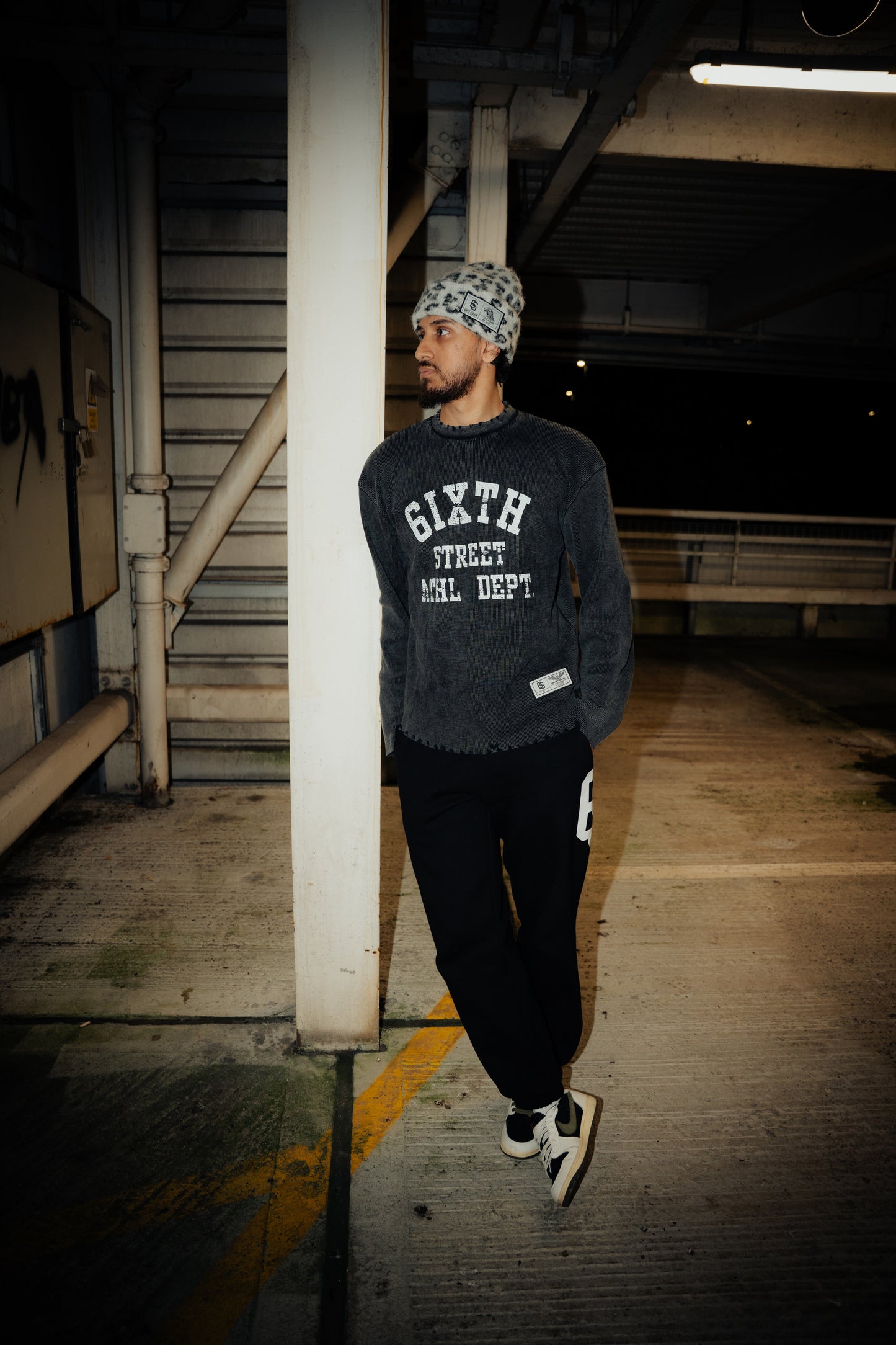 6IXTH STREET Waffle Knit